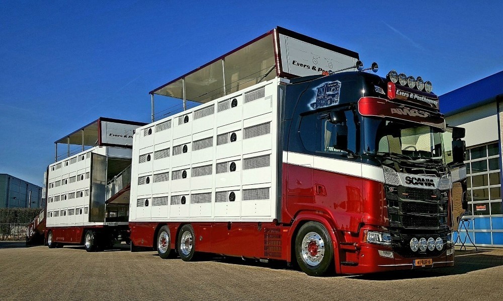 Evers en Posthouwers
