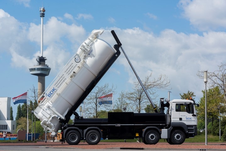 Naaktgeboren