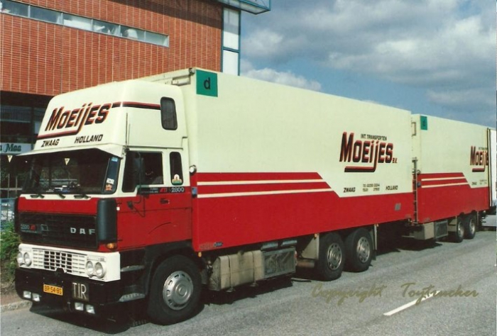 Moeijes