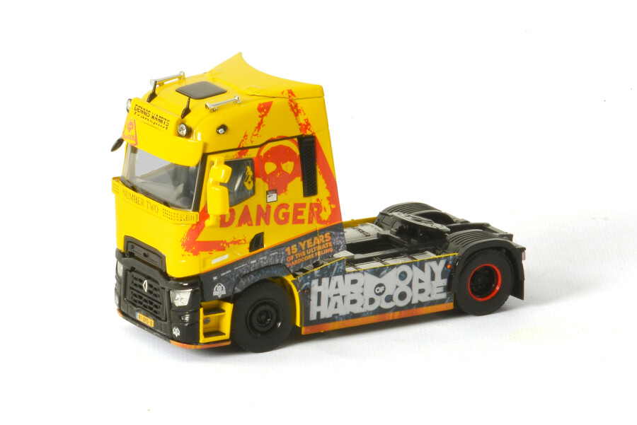 Dessis Waarts
                Transport