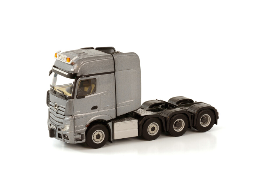Premium Line Mercedes Benz
                Actros