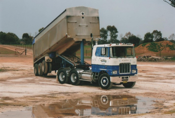 Willis Haulage