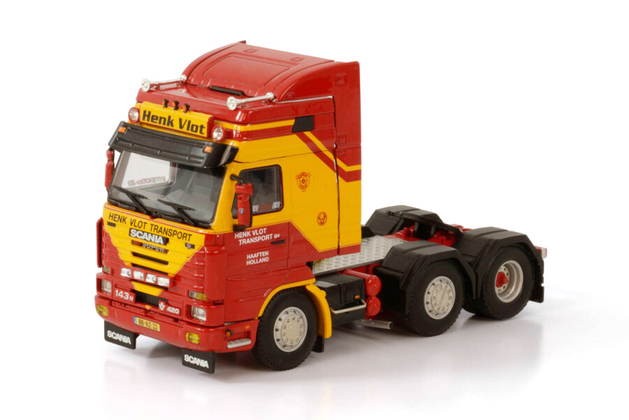 Henk Vlot
                Transport
