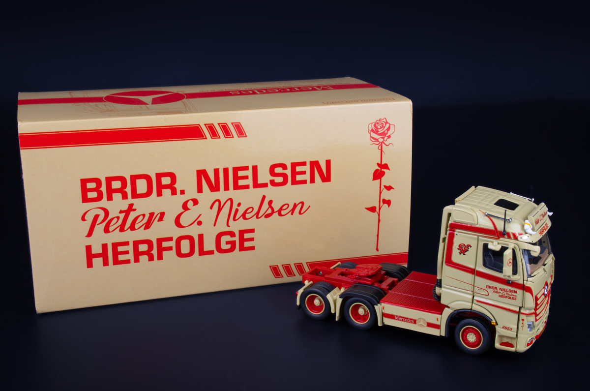 Peter E Nielsen