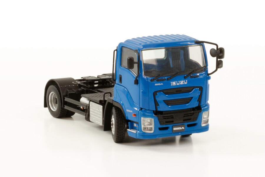 Isuzu Giga Short Cab