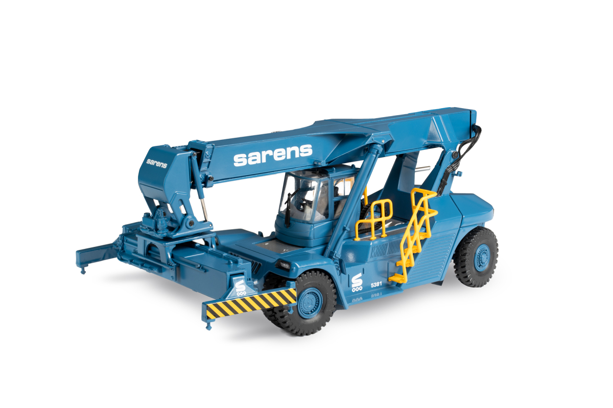 Sarens Container Reach