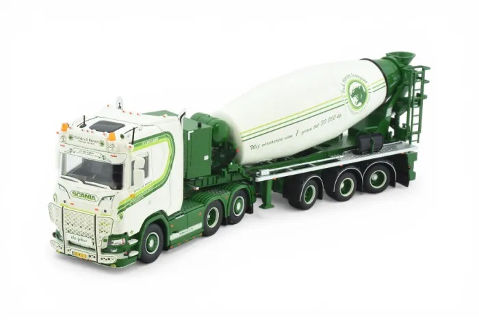 Patrick van der
                Hoeven