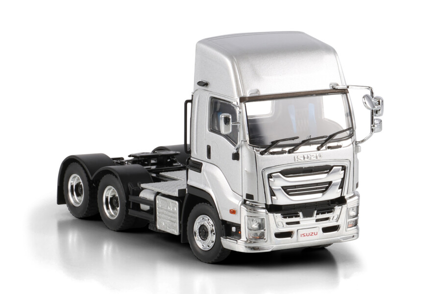Isuzu Giga Full Cab