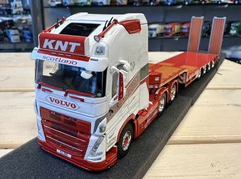 KNT